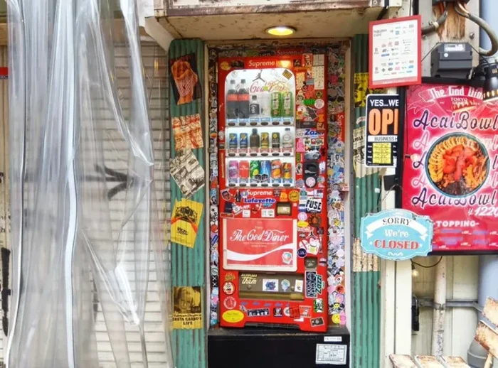 Restoran Retro Ini Tersembunyi di Balik Mesin Soda