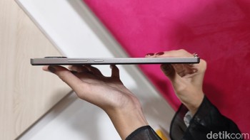 Honor Pad 10 didesain dengan ketipisan 6,29 mm, dan berat 525 gram. Foto: Rizqy Nur Amalia/detikINET