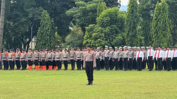 Kapolres Bogor AKBP Wikha Ardilestanto bersama Forkopimda menggelar Apel Siaga Bencana Kabupaten Bogor, Jawa Barat.