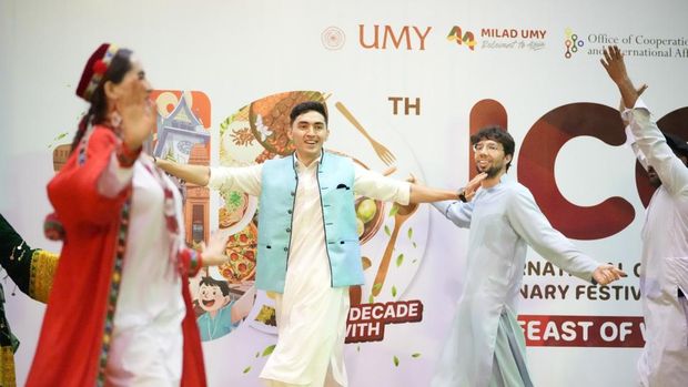 Kegiatan tahunan UMY yang mempertemukan mahasiswa Internasional di Indonesia, International Cultural and Culinary Festival (ICCF) UMY ke-10 Kegiatan tahunan UMY yang mempertemukan mahasiswa Internasional di Indonesia, International Cultural and Culinary Festival (ICCF) UMY ke-10. Foto diunggah Rabu (5/11/2025).