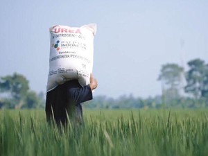 Mentan Ingatkan Kios Pupuk Melanggar, Izinnya Akan Dicabut