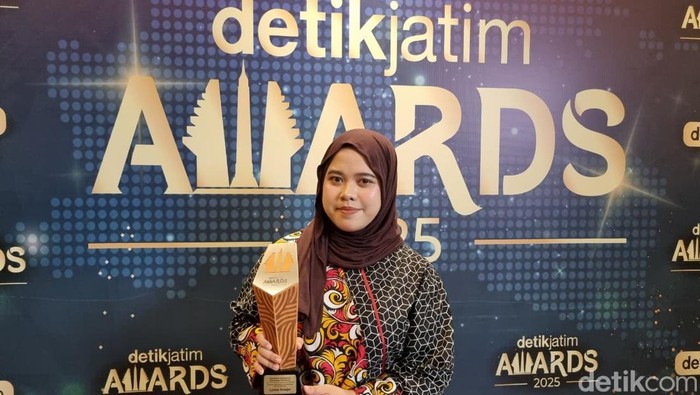 Komunitas Laskar Belajar, Vina Dhesya Maharina Dwinata