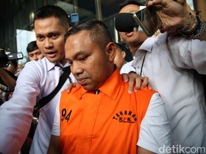 Video: Kepala UPT Pinjam Uang Bank demi Setor Jatah Preman ke Gubernur Riau