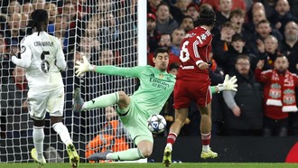 Susah Payah Liverpool Menembus Courtois