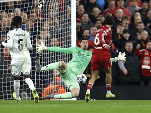Menang 1-0, Liverpool Bekerja Ekstra Keras Bobol Gawang Courtois