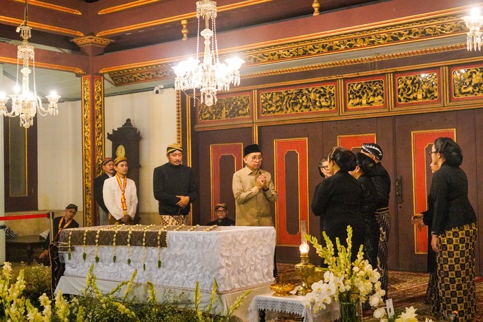 Menbud Sampaikan Belasungkawa atas Wafatnya Sri Susuhunan Pakubuwana XIII