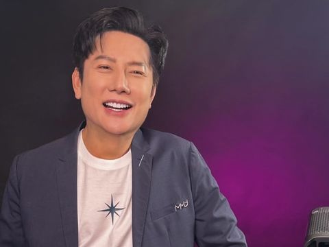 Nawat Itsaragrisil Nawat Itsaragrisil