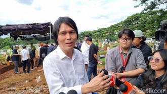 Totok Sardjan Meninggal Dunia, Once Mekel: Bapak Mertua Saya Sangat Sehat