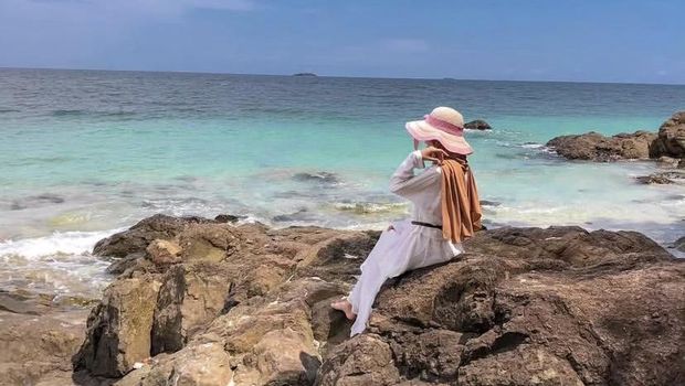 Pantai Teluk Tamiang. (dok. Instagram @teluktamiang_official) Pantai Teluk Tamiang. (dok. Instagram @teluktamiang_official)