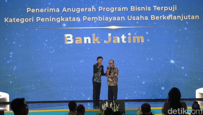 Penerima Anugerah Progam Bisnis Terpuji detikjatim Award 2025