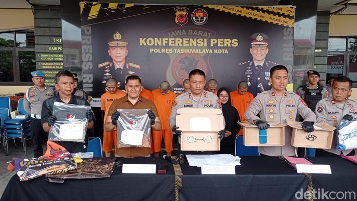 Polisi mengungkap aksi perampokan modus akun facebook palsu