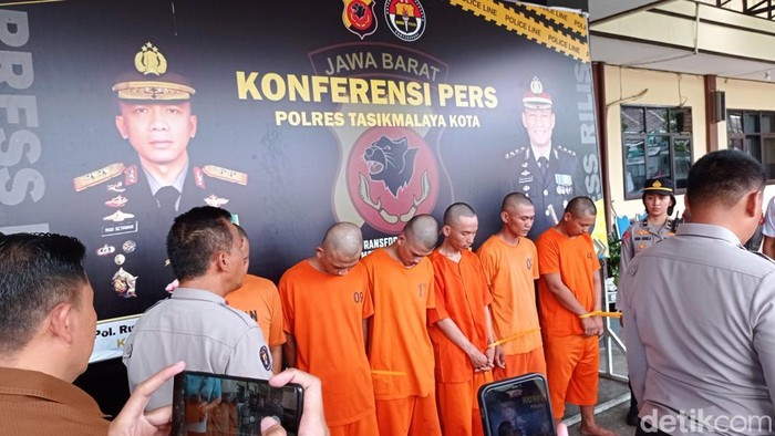 Polisi mengungkap aksi perampokan modus akun facebook palsu