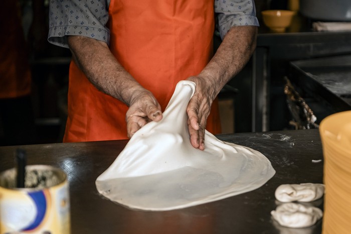 **Roti Spesial ala Pesta Pernikahan: Resep Lezat yang Menjijikkan Hati!**