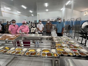 Anggaran MBG Terserap Rp 41 Triliun, Capai 41,9 Juta Penerima