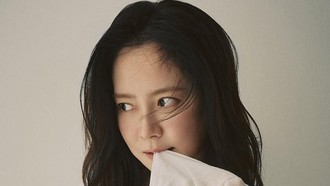 7 Potret Song Ji Hyo Jadi Model Brand Lingerie Sendiri, Pamer Perut Rata