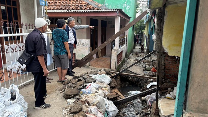 Tanah amblas di Jaktim (dok. Pemkot Jaktim)