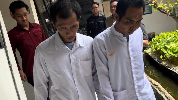 Terdakwa kurir rokok ilegal di Mojokerto