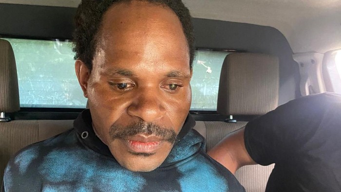 Anggota KKB jaringan Aibon Kogoya, bernama Jayainus Pogau alias Supi Pogau ditangkap polisi di Nabire, Papua Tengah.