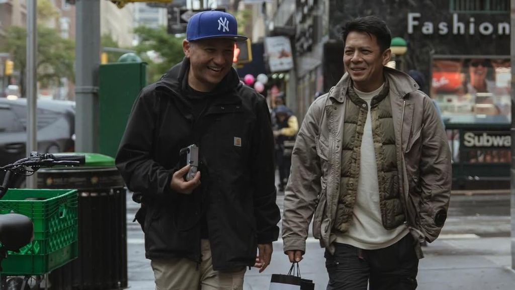 Ketika Ariel NOAH Belanja Kosmetik Titipan Alleia di New York