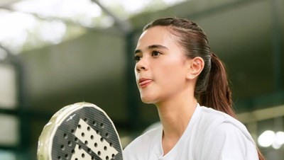Gaya Audi Marissa Main Padel, Pancarkan Aura Mahmud Dengan Girly-Sporty Look