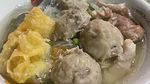 10 Rekomendasi Bakso Legendaris di Solo, Dijamin Enak dan Halal
