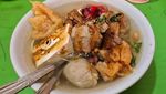 10 Rekomendasi Bakso Legendaris di Solo, Dijamin Enak dan Halal
