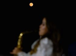 Penampakan Supermoon Terbesar Tahun Ini Hiasi Langit Dunia