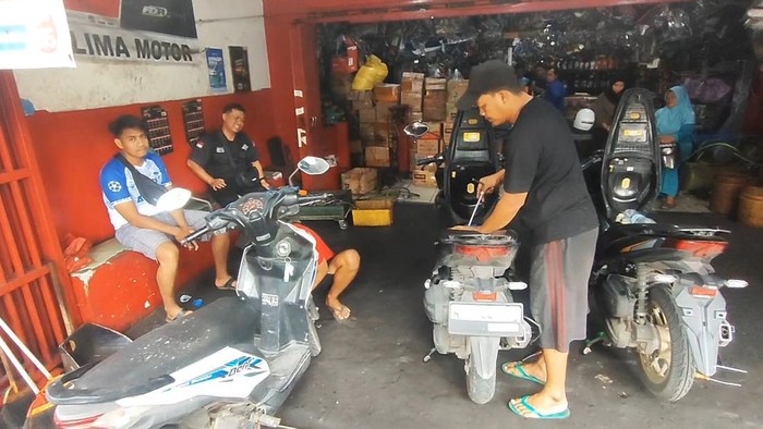Bengkel Rujukan Pertamina di Pasuruan Diserbu Warga yang Motornya Brebet