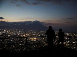 Berburu Senja di Jantung Perbukitan Soyapango El Salvador