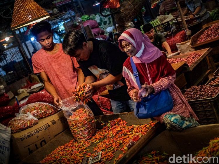 Bukan Emas Saja, Pedasnya Cabai Picu Kenaikan Inflasi Oktober 2025