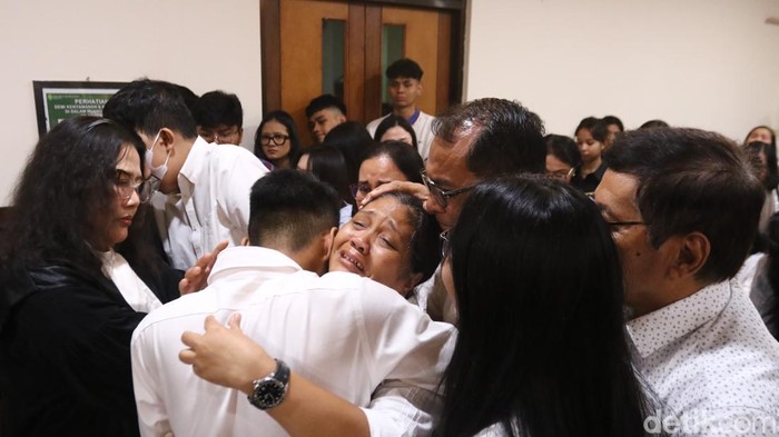 Pertimbangan Hakim Vonis Christiano 14 Bulan Penjara-Denda Rp 12 Juta