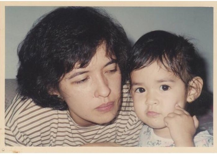 Foto Lawas Artis dengan Ibu