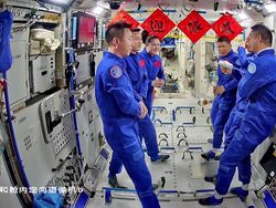 Gagal Pulang, 3 Astronot China Tertahan di Antariksa