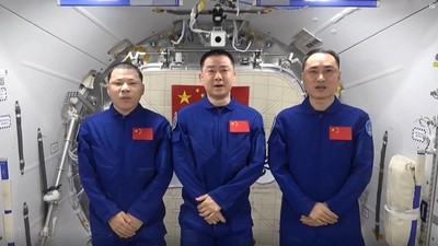 Gagal Pulang, 3 Astronot China Tertahan di Antariksa
