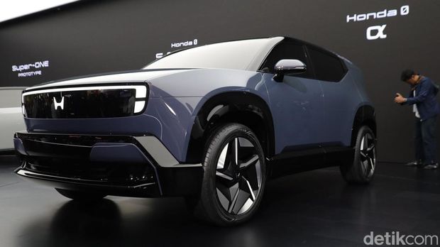Honda 0 Alpha.