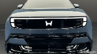 Namun, Toshihiro Mibe selalu President, Director and Representative Executive Officer Honda mengatakan, Honda 0 Alpha bakal dipasarkan mulai dua tahun lagi atau pada 2027. Sementara ada dua negara yang lebih dulu menjualnya. Foto: Septian Farhan Nurhuda / detikcom