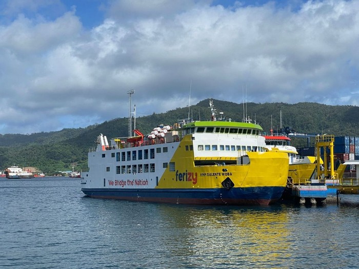 Ilustrasi transportasi laut