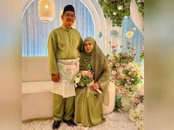 Viral Jodoh Tak ke Mana, Wanita Ini Dinikahi Teman Sekolah Setelah 40 Tahun