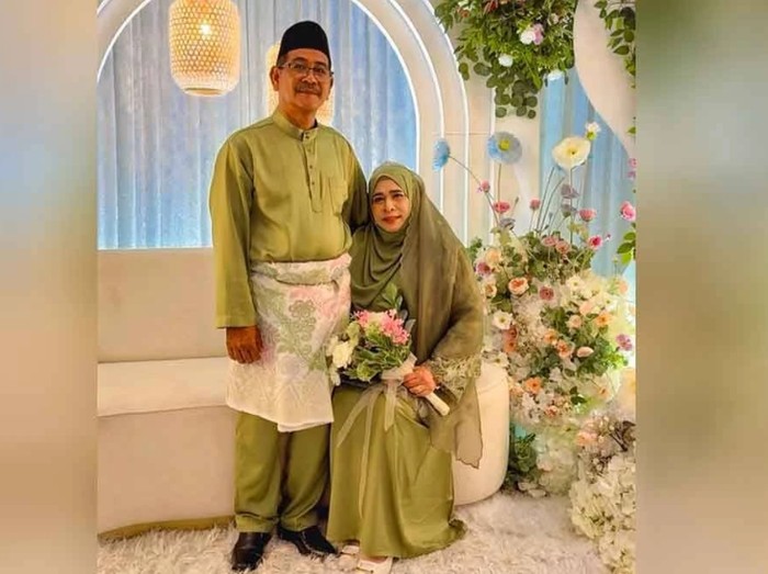 Pasangan asal Malaysia, Zul Aini dan Alias yang satu kelas di Sekolah Menengah Kuala Pegang, Baling Kedah, Malaysia, pada tahun 1980. Postingan tersebut langsung viral di media sosial.