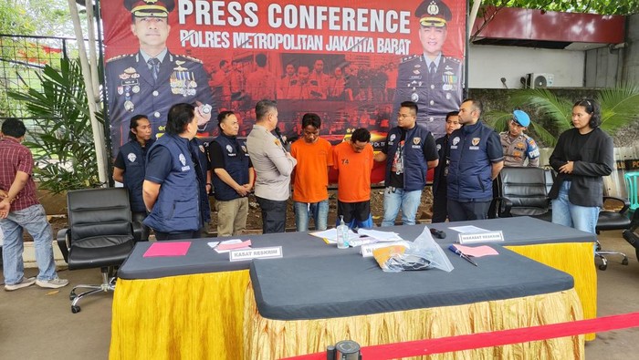 Pelaku pencurian rumah kosong di Jakbar (Matius Alfons/detikcom)