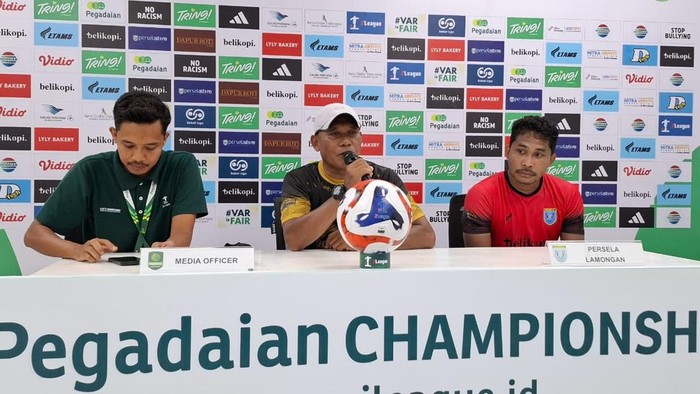 Pelatih karetaker Persela Ragil Sudirman