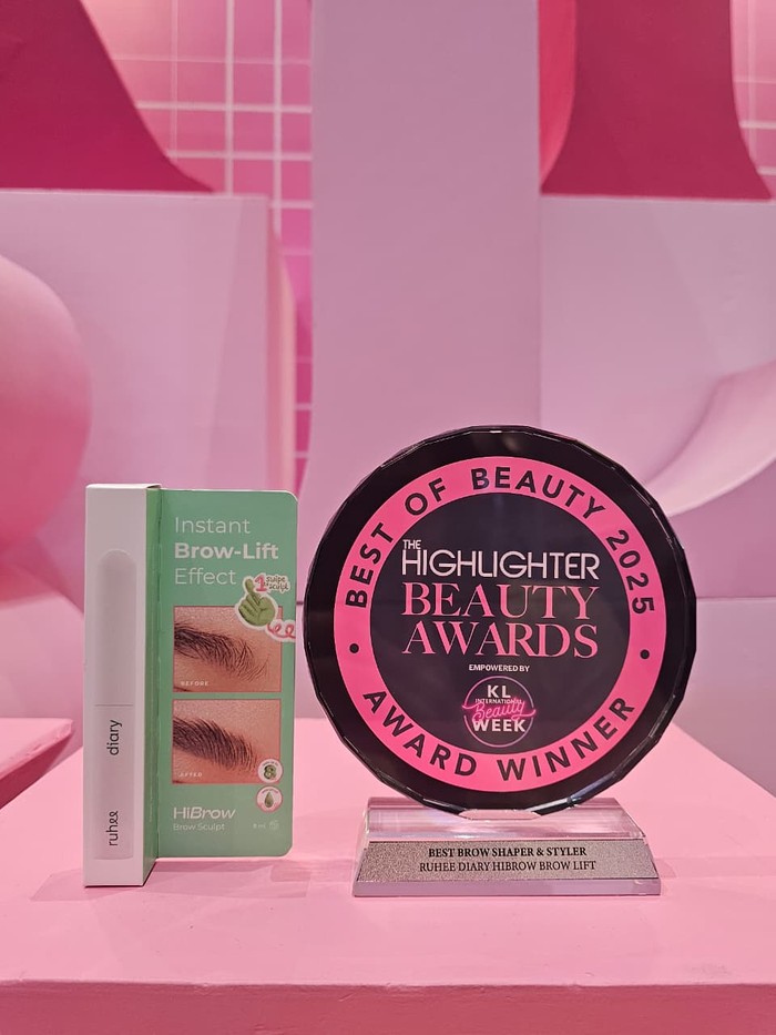 Ruhee Diary Raih Penghargaan ‘Best Brow Product’