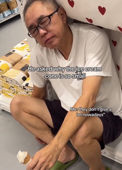 Demi Selamatkan Ayahnya, Wanita Ini Memotong Antrean Es Krim