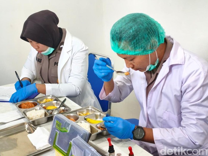 Begini Standar Ketat Polda Metro Uji 4 Parameter Makanan SPPG Cengkareng