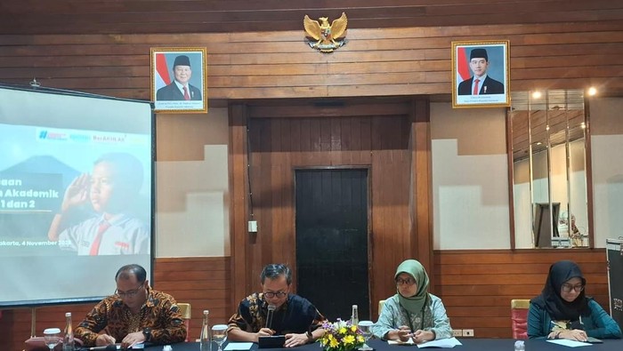 Taklimat Media TKA 2025