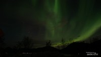 Aurora dilihat dari pesisir pantai