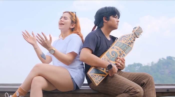 Video klip Ling Ling Puput - Kana Tanjaru Cinta.