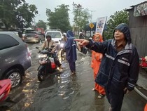 Kota Pahlawan dan Ancaman Banjir