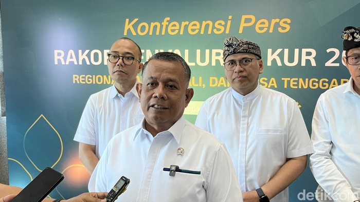 Wamen UMKM Helvi Yuni Moraza di Kantor Perwakilan Bank Indonesia, Denpasar, Kamis (6/11/2025).