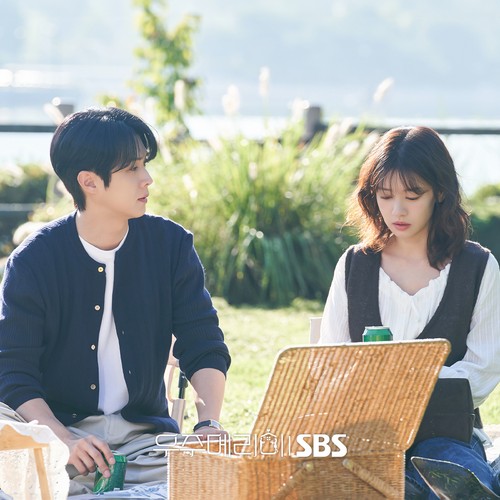 Cuplikan adegan dalam drama Korea SBS Would You Marry Me.